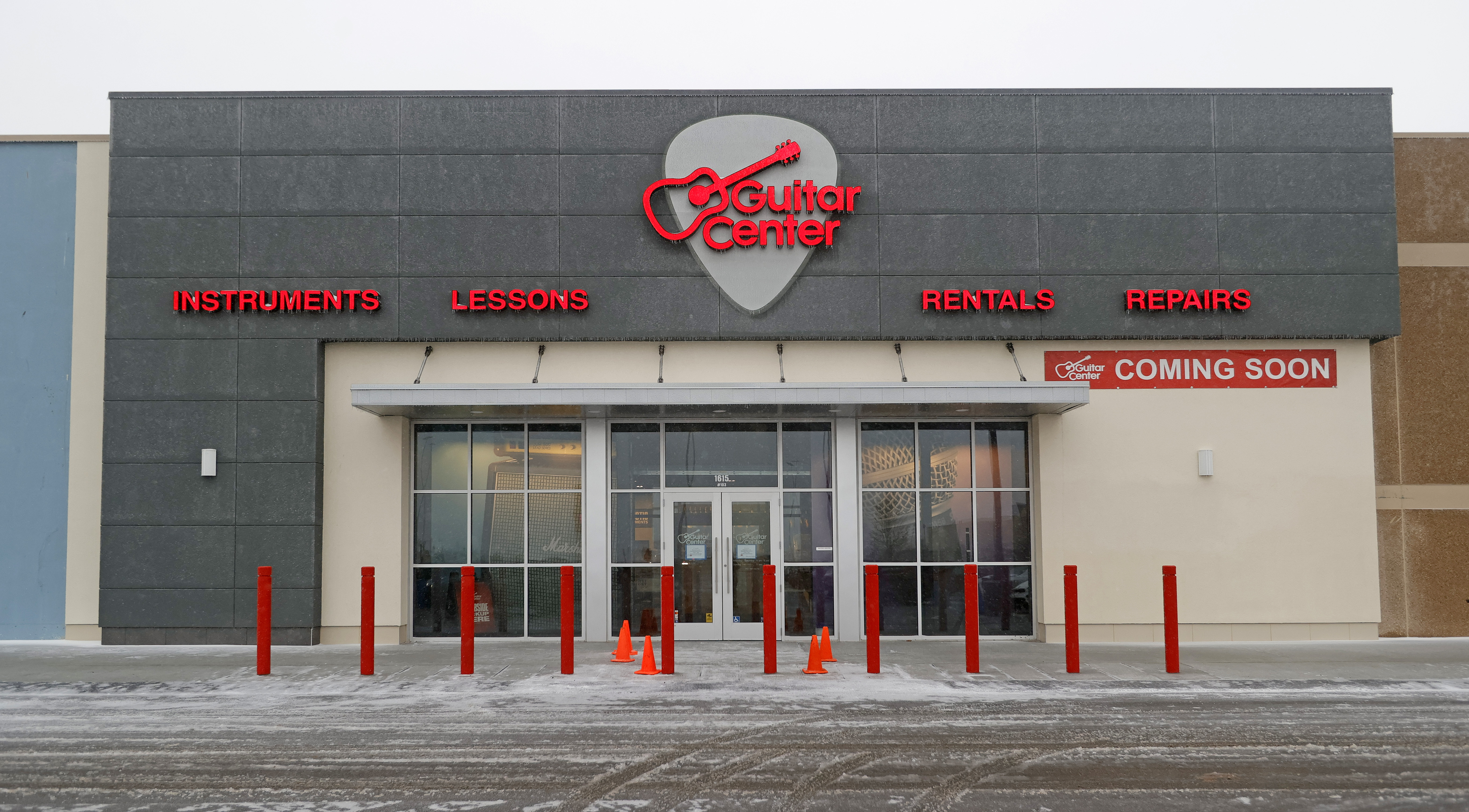 Don't fret, Guitar Center to take the stage at Fargo's West Acres mall Nov. 17 - Vimarsana News