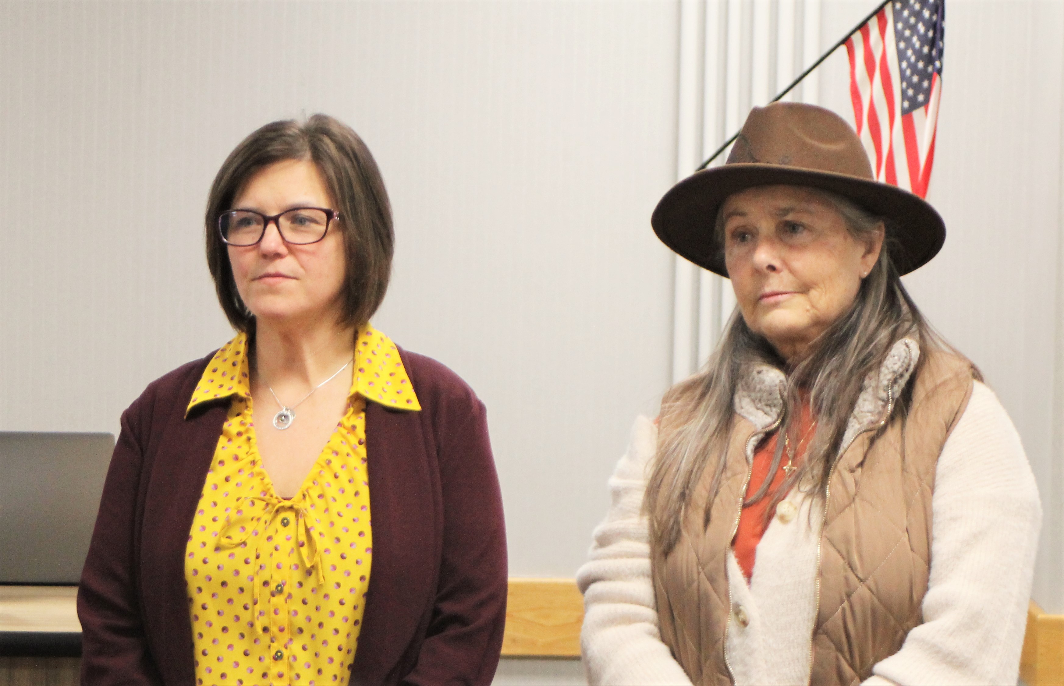 Rotter, Okeson take oath to serve school district - Vimarsana News
