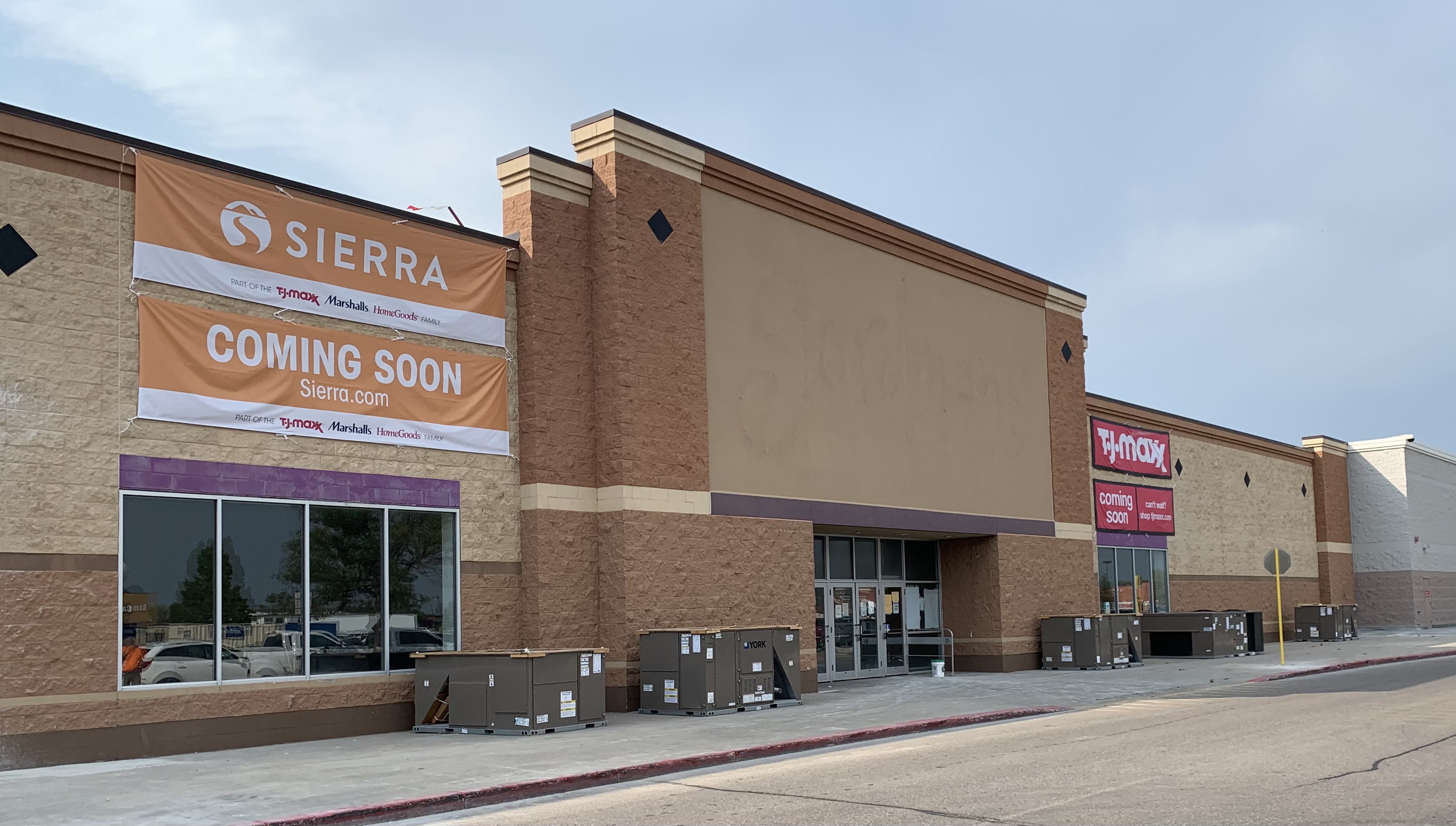 Grand Forks T.J. Maxx to move location to empty store next to Target - Vimarsana News