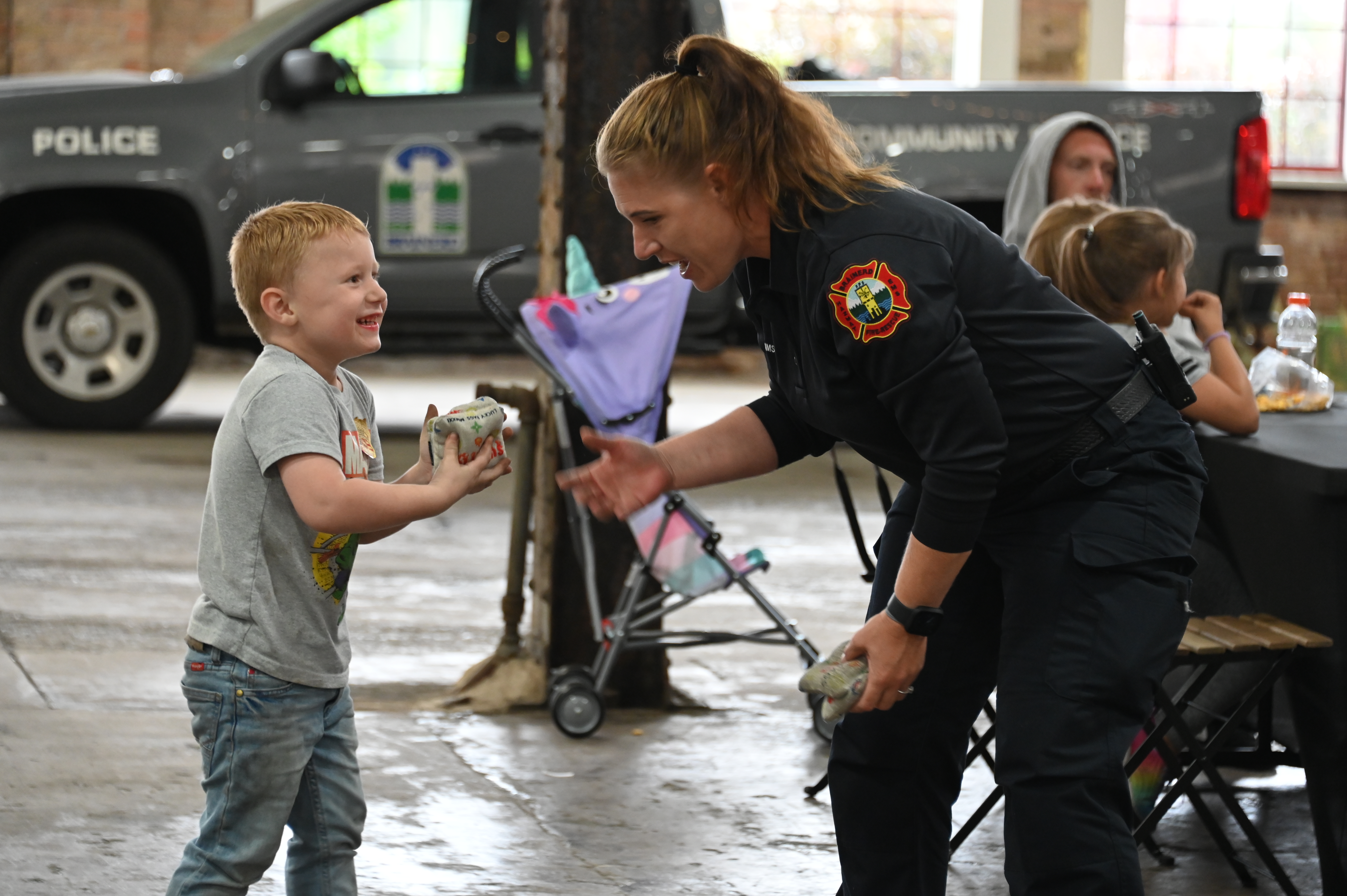 Local law enforcement hosts Bags with Badges tourney - Vimarsana News