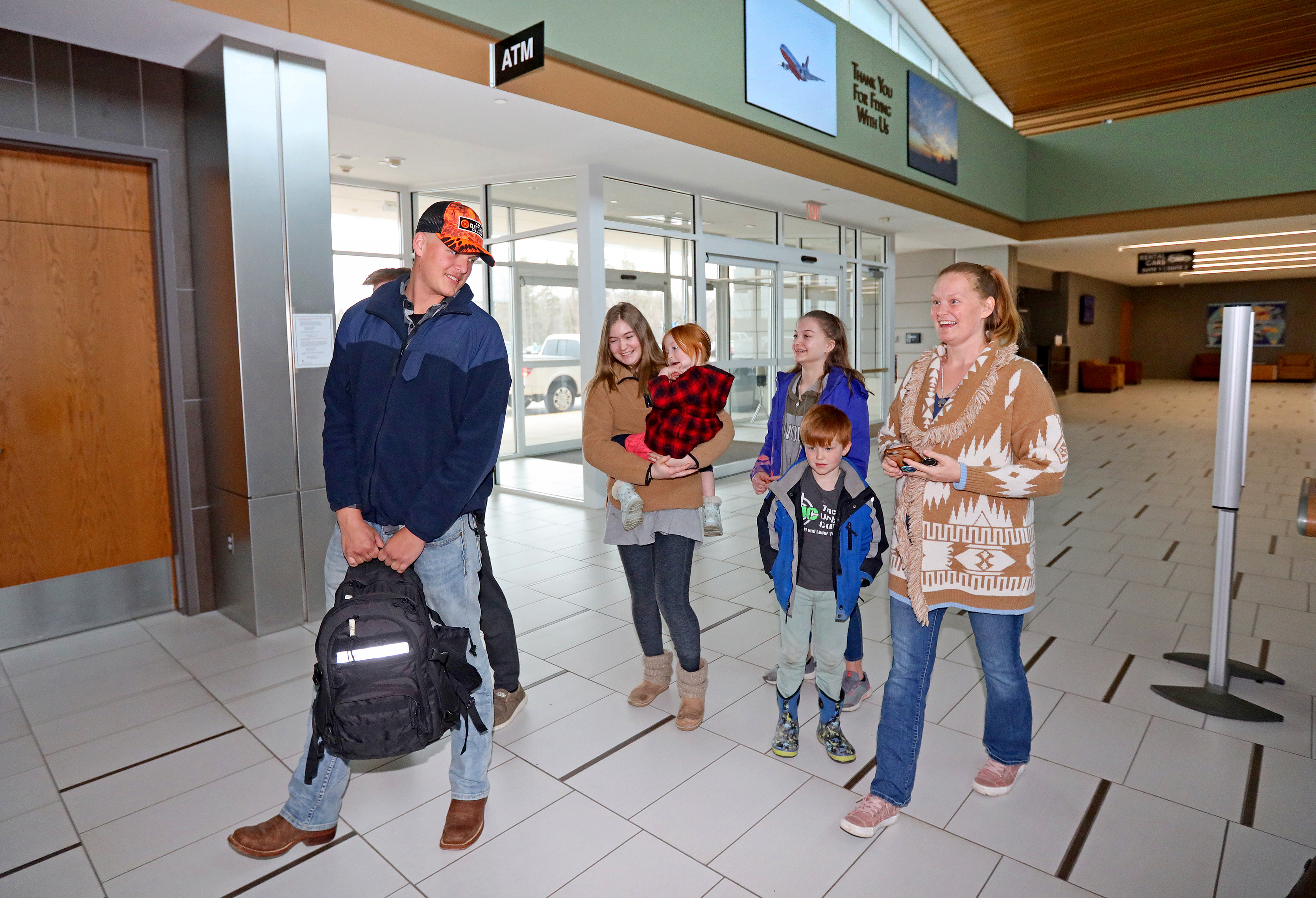 Brainerd airport staff, passengers react to end of mask mandate - Vimarsana News