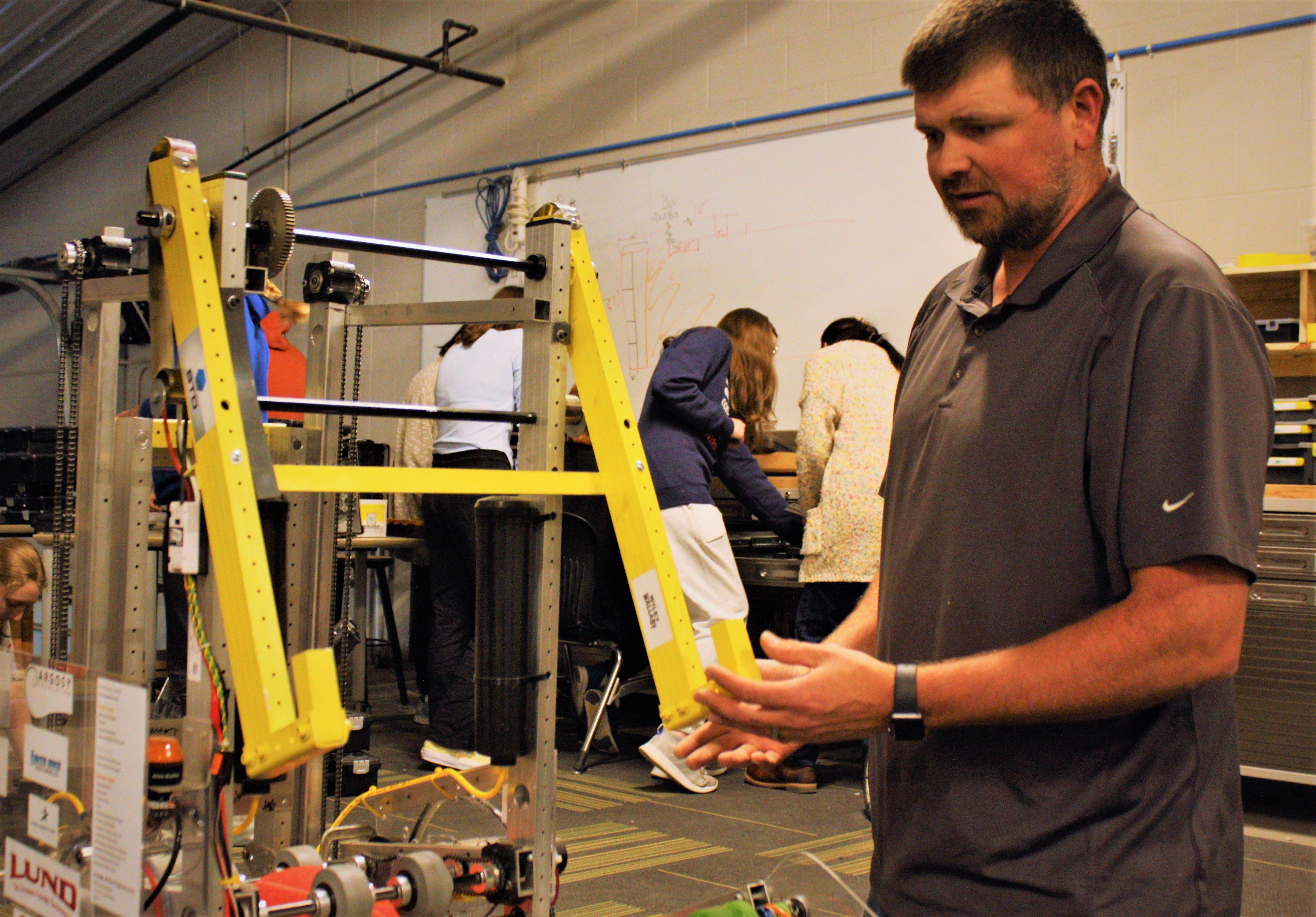 Perham robotics season starts with goals to build their way to the top - Vimarsana News