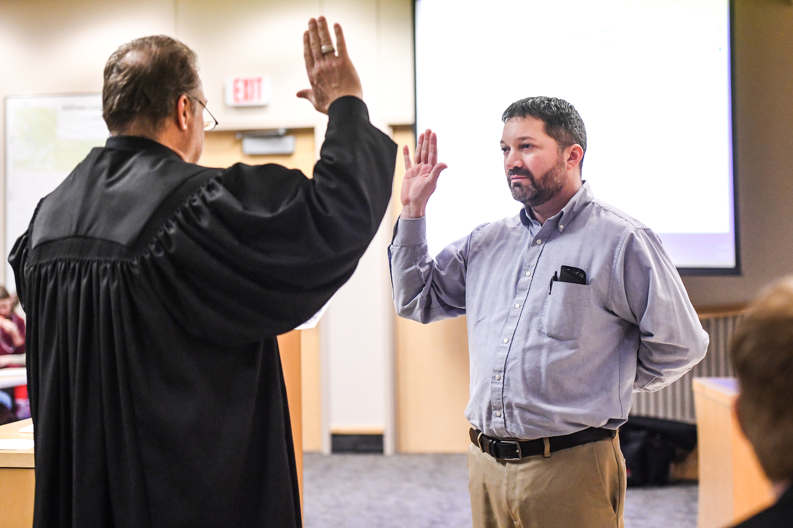 Beltrami County Board welcomes newly elected officials, says goodbye to those leaving - Vimarsana News