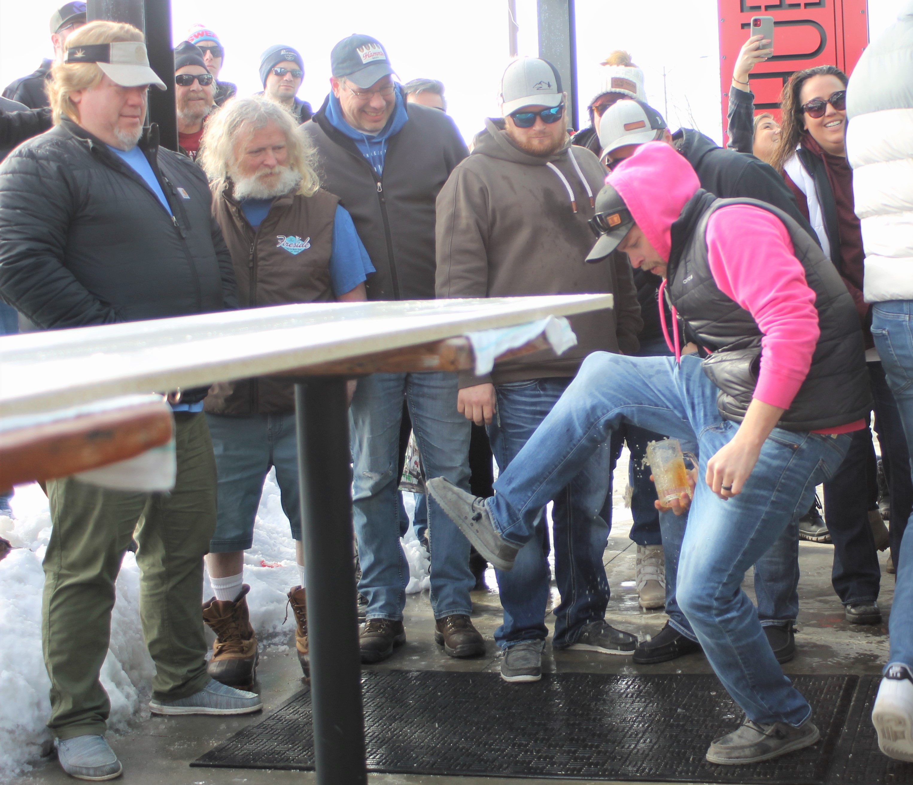 Vintage snowmobiles and beer quaffing draw crowds - Vimarsana News
