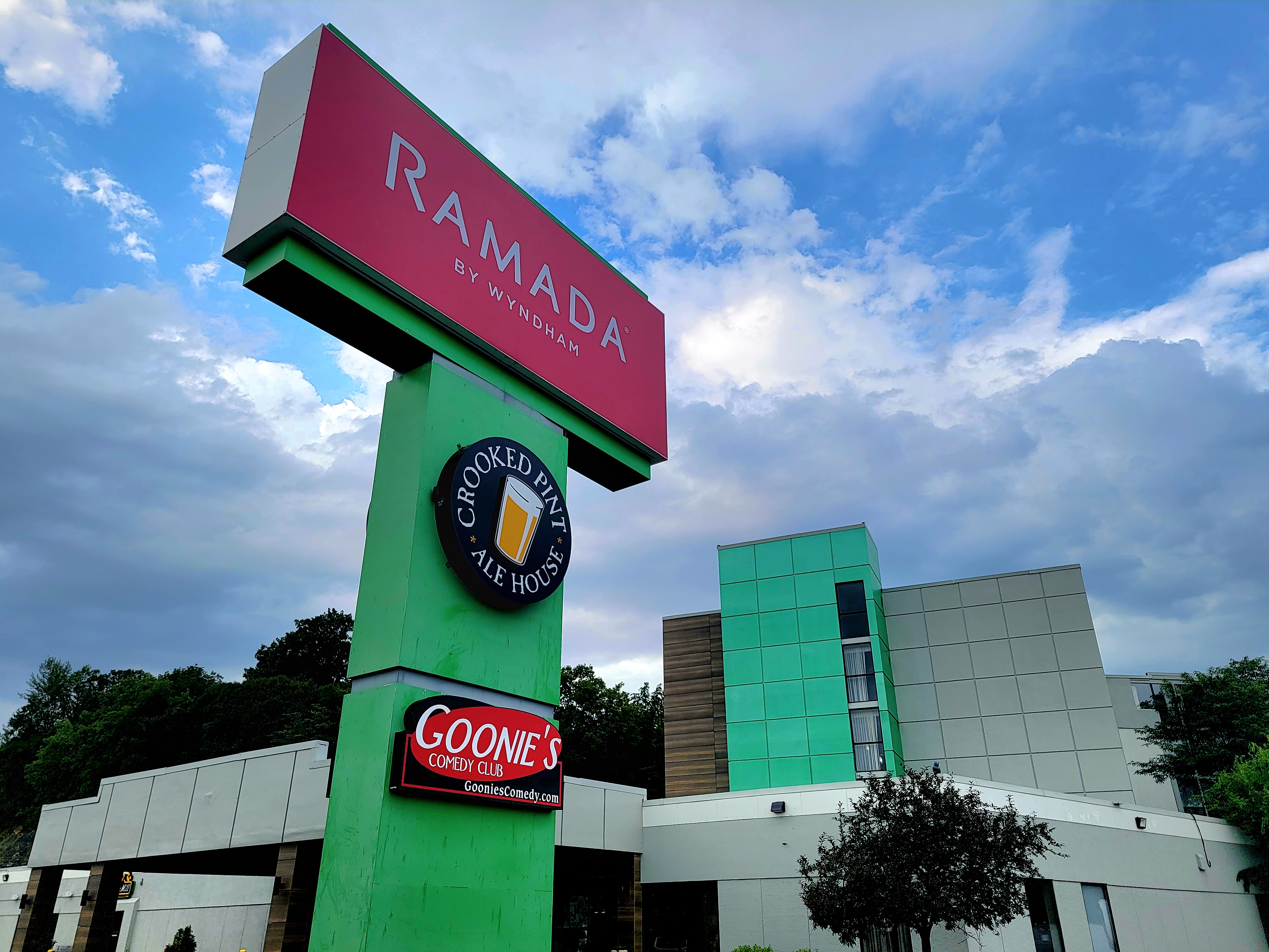 Comedy club's return to bring weekly laughs to Rochester - Vimarsana News