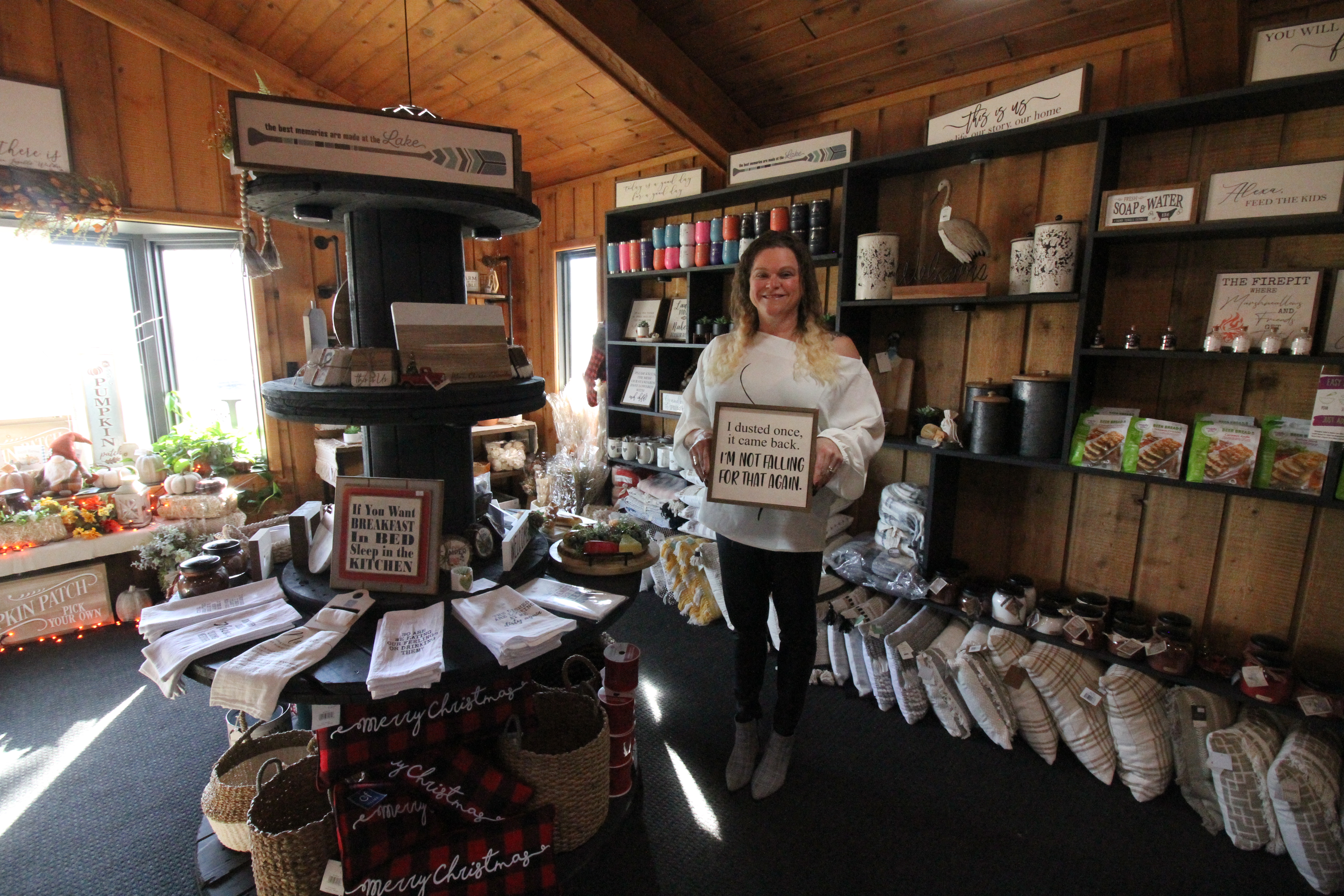 New Pequot Lakes shop full of decor, will always feature something new - Vimarsana News