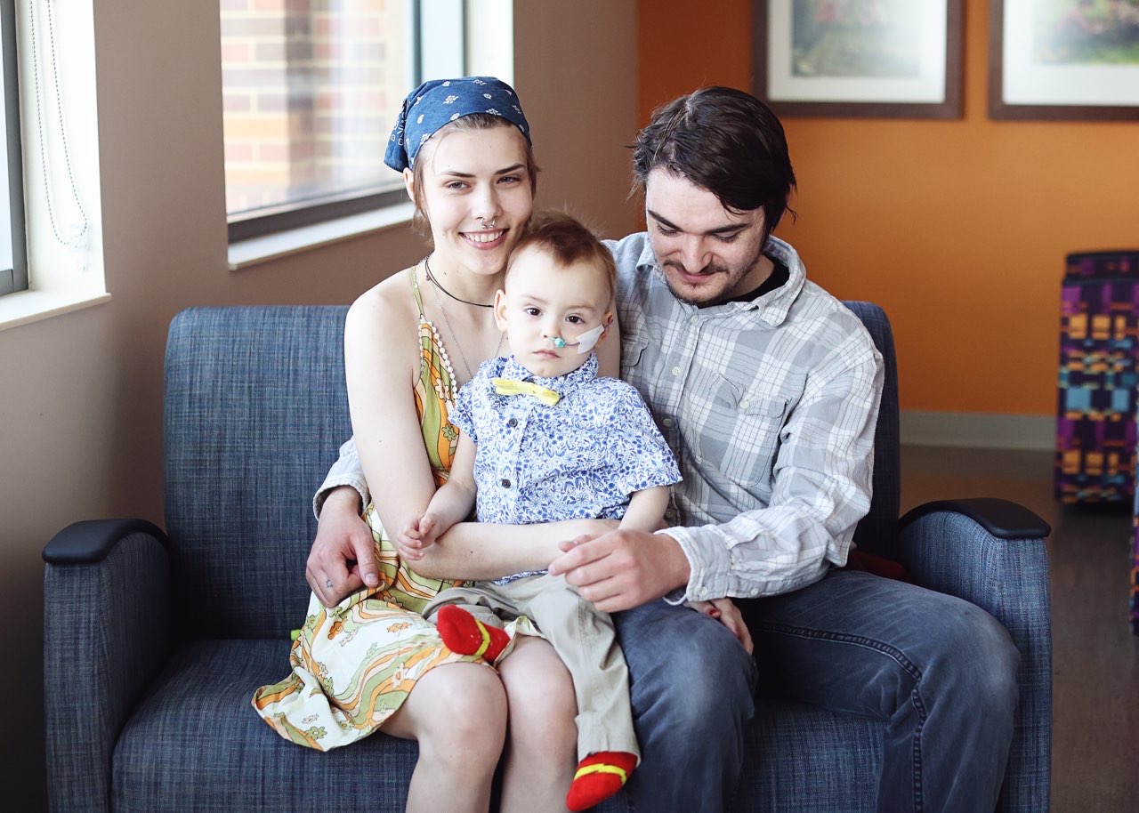 Dickinson family struggles with toddler's cancer battle - Vimarsana News