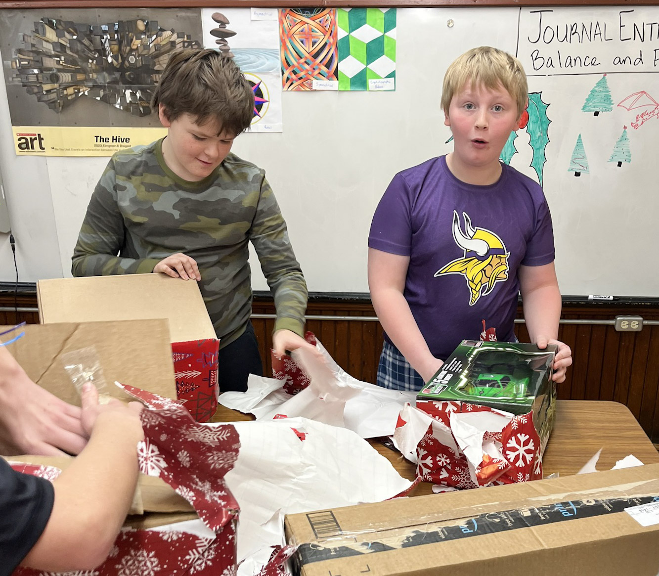 Share Tree brings presents, and happy holidays for every student at Ellsworth Public School - Vimarsana News