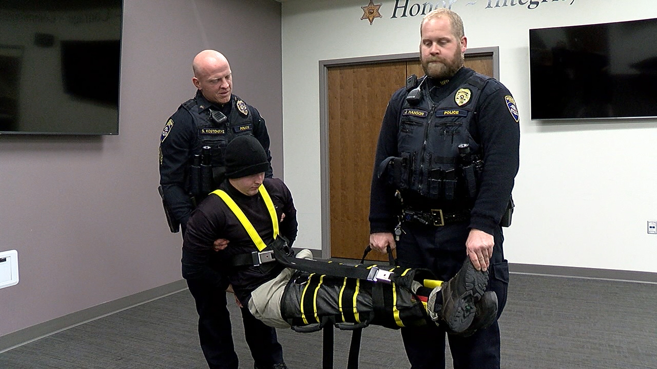 Moorhead police look to 'wrap up' combative people - Vimarsana News