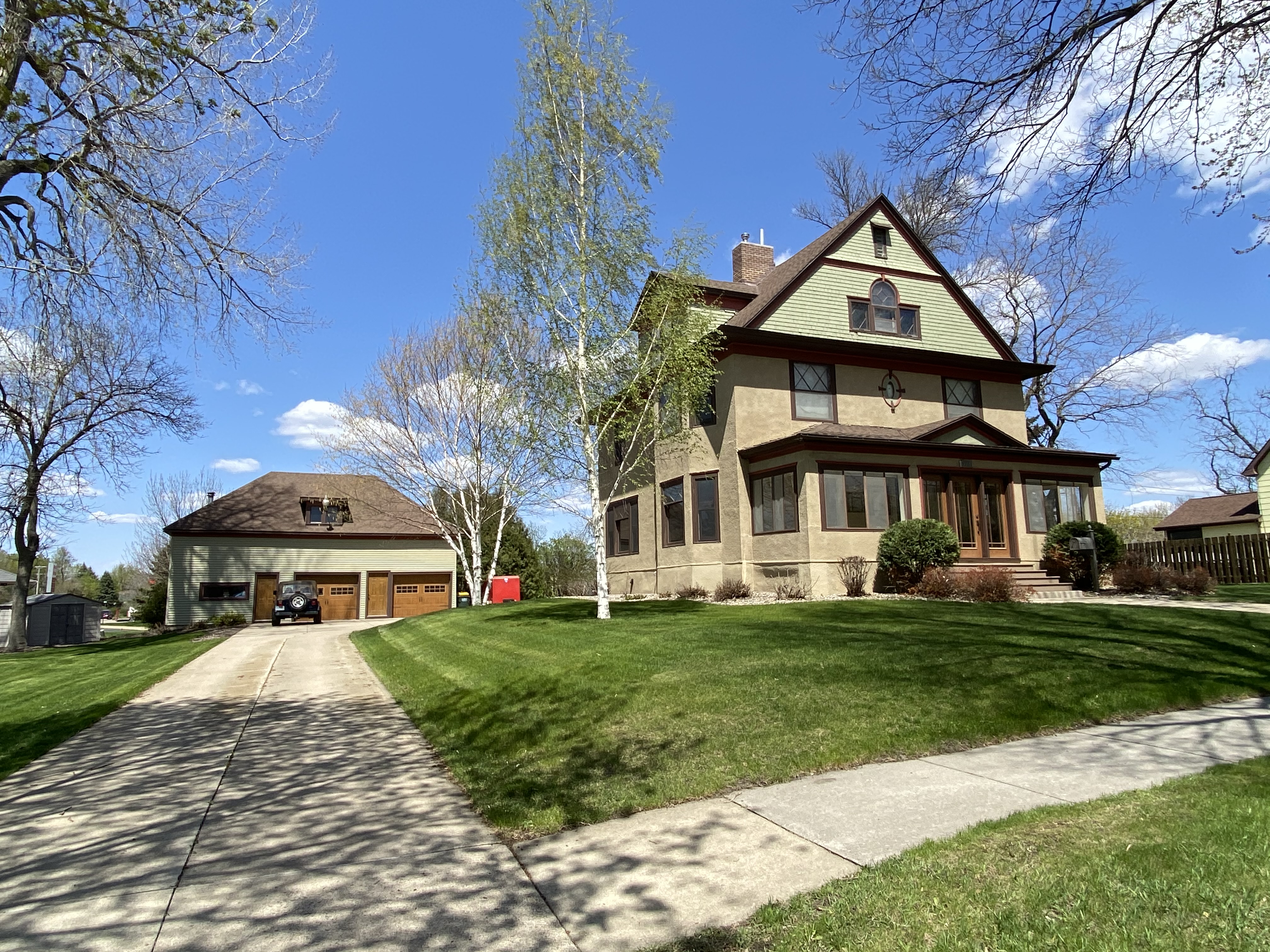 Public invited to envision a future for the historical home of Olivia visionary Michael Dowling - Vimarsana News